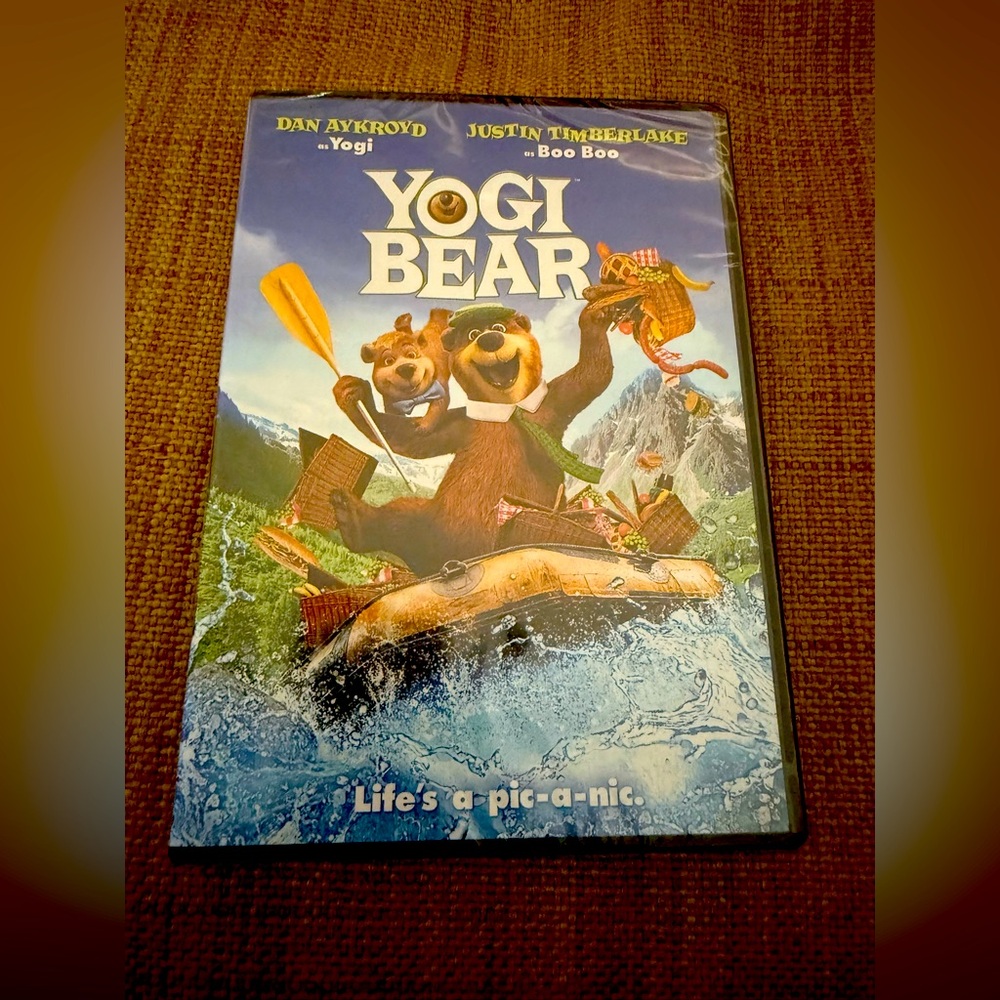 Yogi Bear DVD Cover